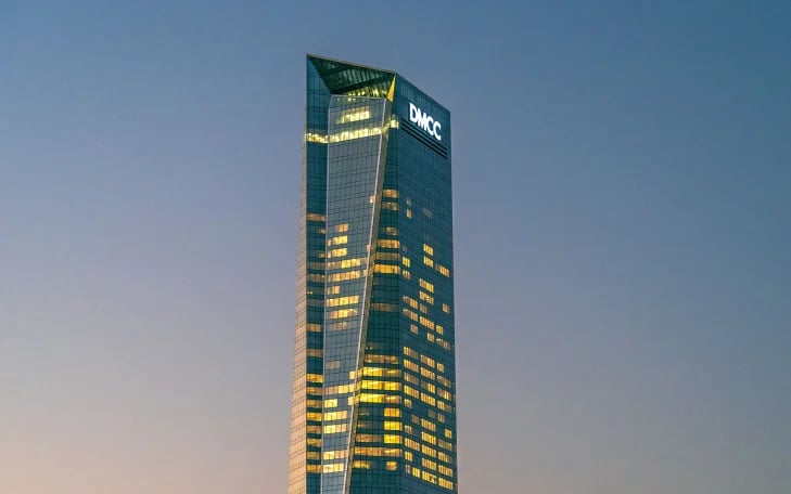 img-destinations-uptown-tower